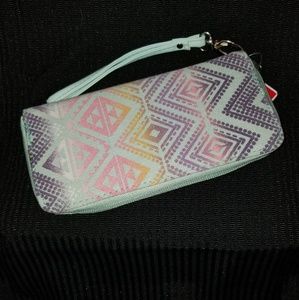 Wristlet wallet--NWT